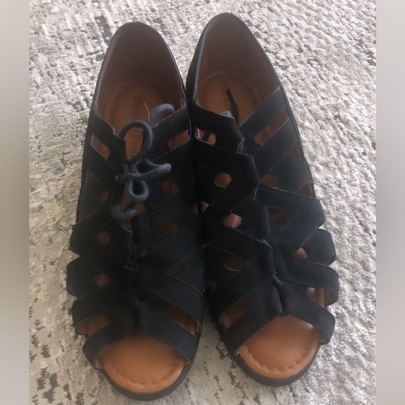 Beautifeel Edyta Black Suede Lace Up Cutout Fisherman Wedge Sandals 40 - Picture 2 of 9